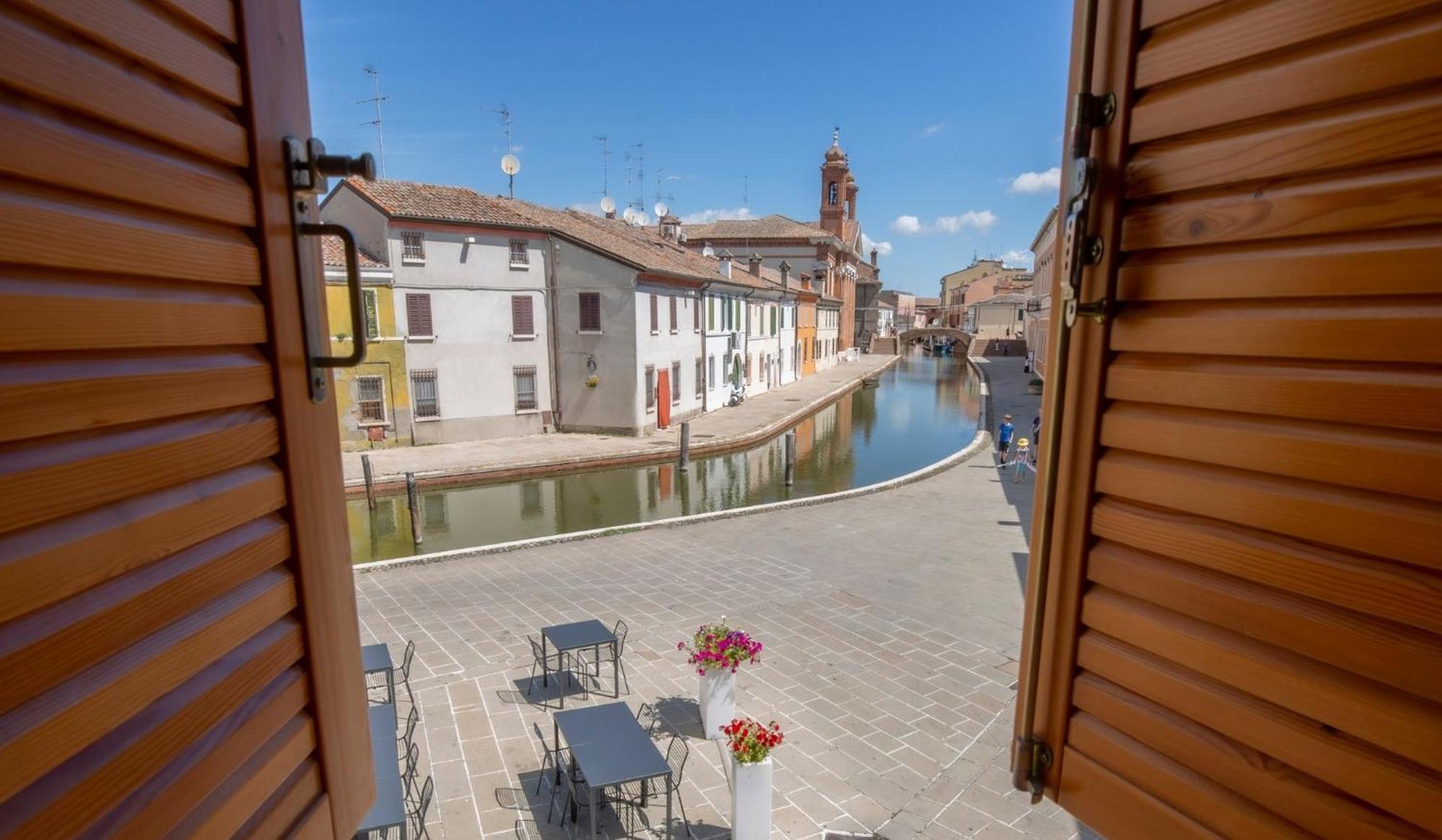 Locanda Del Delta Comacchio Bagian luar foto